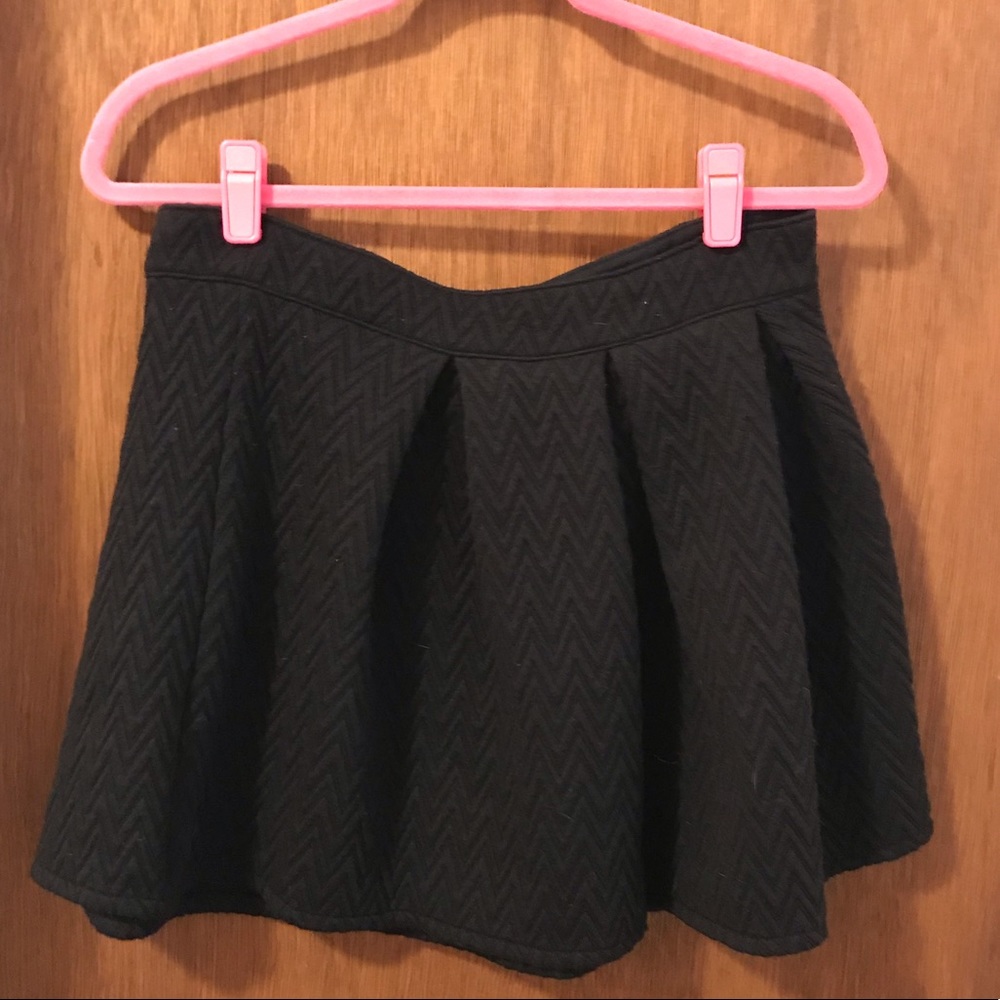 Black skater skirt